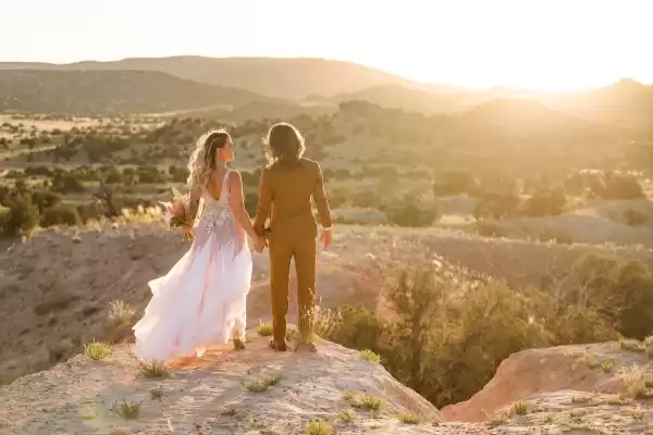 Julie Haider | Elopement Photographer — Fotógrafos de Bodas en Bluewater, NM