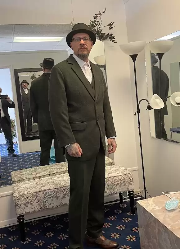 Albuquerque Fine Men's Clothing and Alterations | Foto: Leo Gonzales
