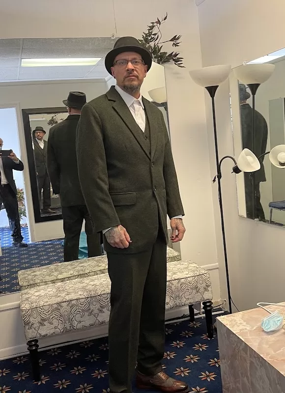 Albuquerque Fine Men's Clothing and Alterations | Foto: Leo Gonzales — foto 3