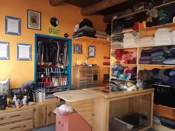 European Alterations & Tailoring — Tiendas de Vestidos de Novia en Taos, NM