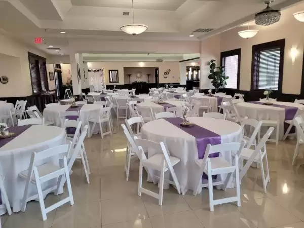 Enchanted Falls Event Center and Cafe — Lugares para Bodas en Albuquerque, NM