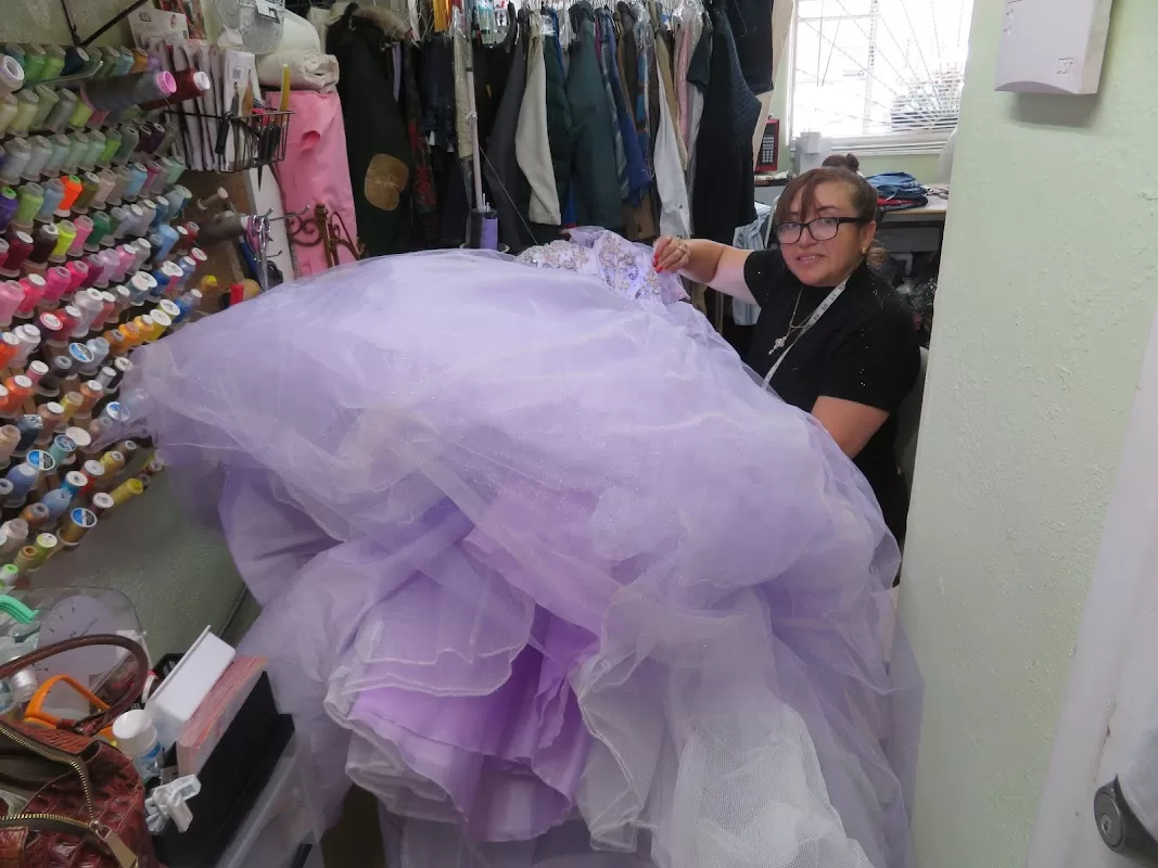 Alterations & More Inc. | Foto: Alterations & More Inc. — foto 3