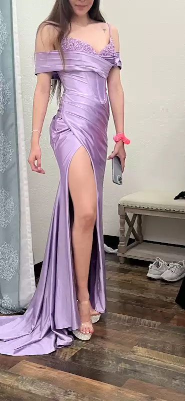 S & F Sewing And Alterations - Tiendas de Vestidos de Novia en Albuquerque | Foto: Donna Gallegos