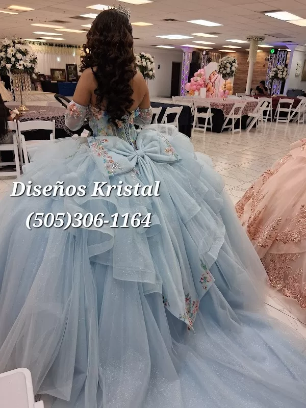 Diseños Kristal Vestidos de Quinciañeras y Novias | Foto: Diseños Kristal Vestidos de Quinciañeras y Novias — foto 4