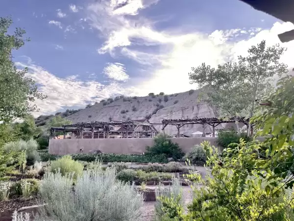 Ojo Caliente Pueblo Suites — Lugares para Bodas en Ojo Caliente, NM