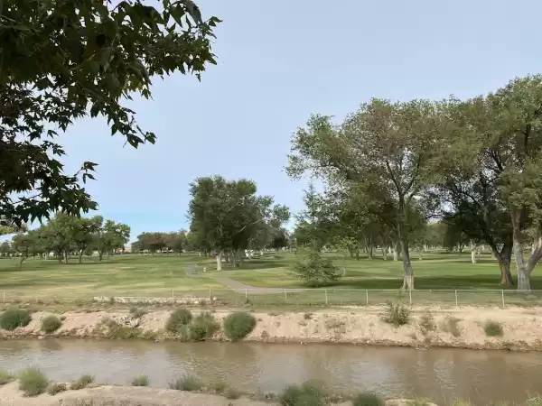 Albuquerque Country Club - Lugares para Bodas en Albuquerque | Foto: Alex Kolkena