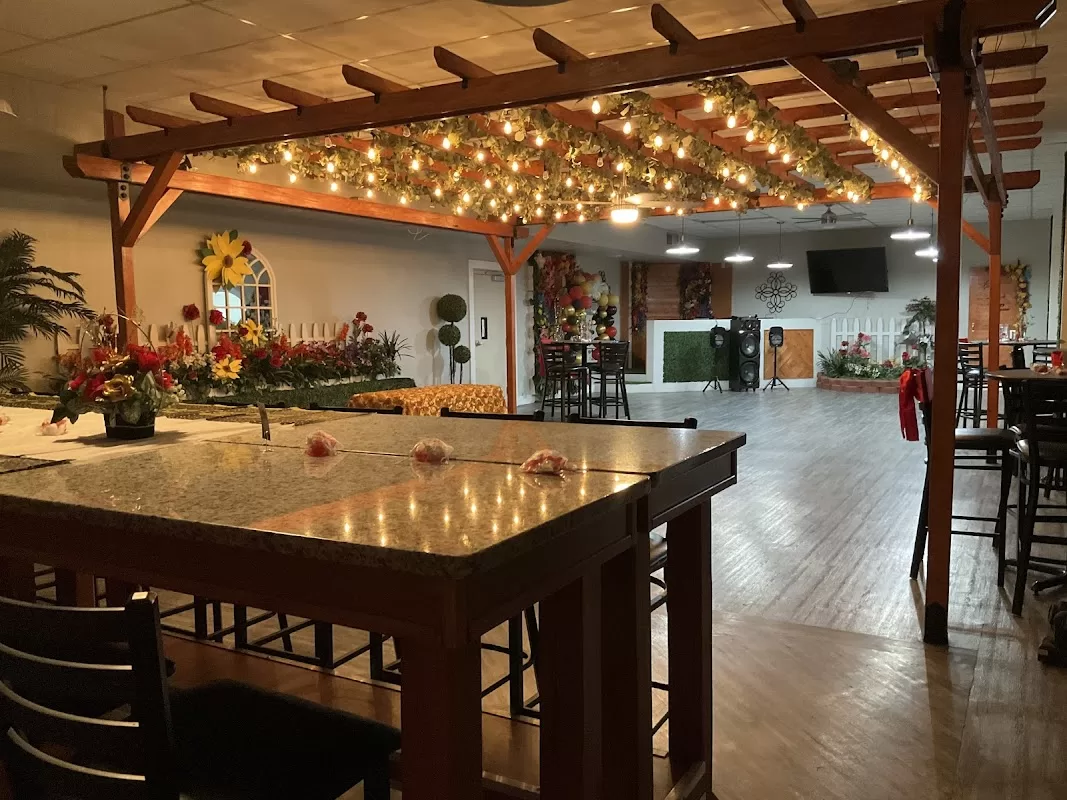 Blanca's Emporium [Venue, Decorating, Catering] | Foto: Blanca's Emporium [Venue, Decorating, Catering] — foto 3