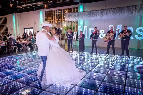 D' Venue | Foto: REYES PHOTOGRAPHY